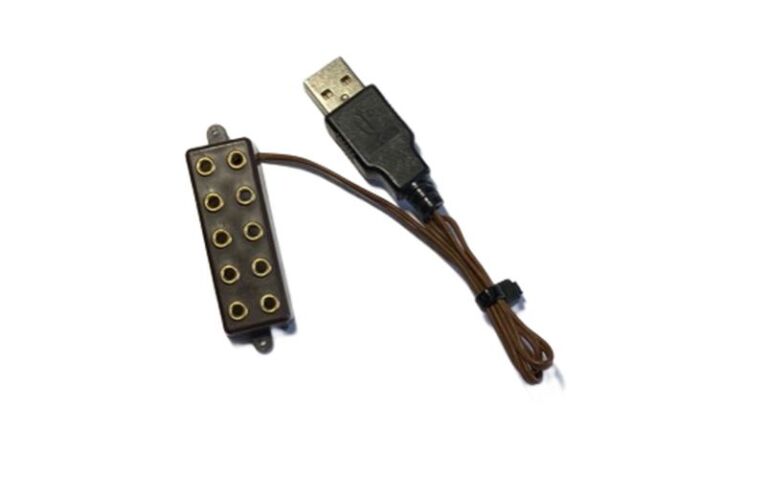 USB Stecker mit 5 fach Verteiler