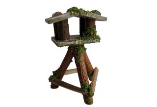 Vogelfutterhaus mit Ständer für die...